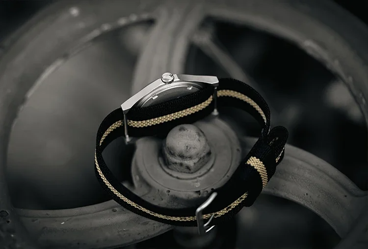 Rdunae RA01 Retro Military Filed Quartz Watch